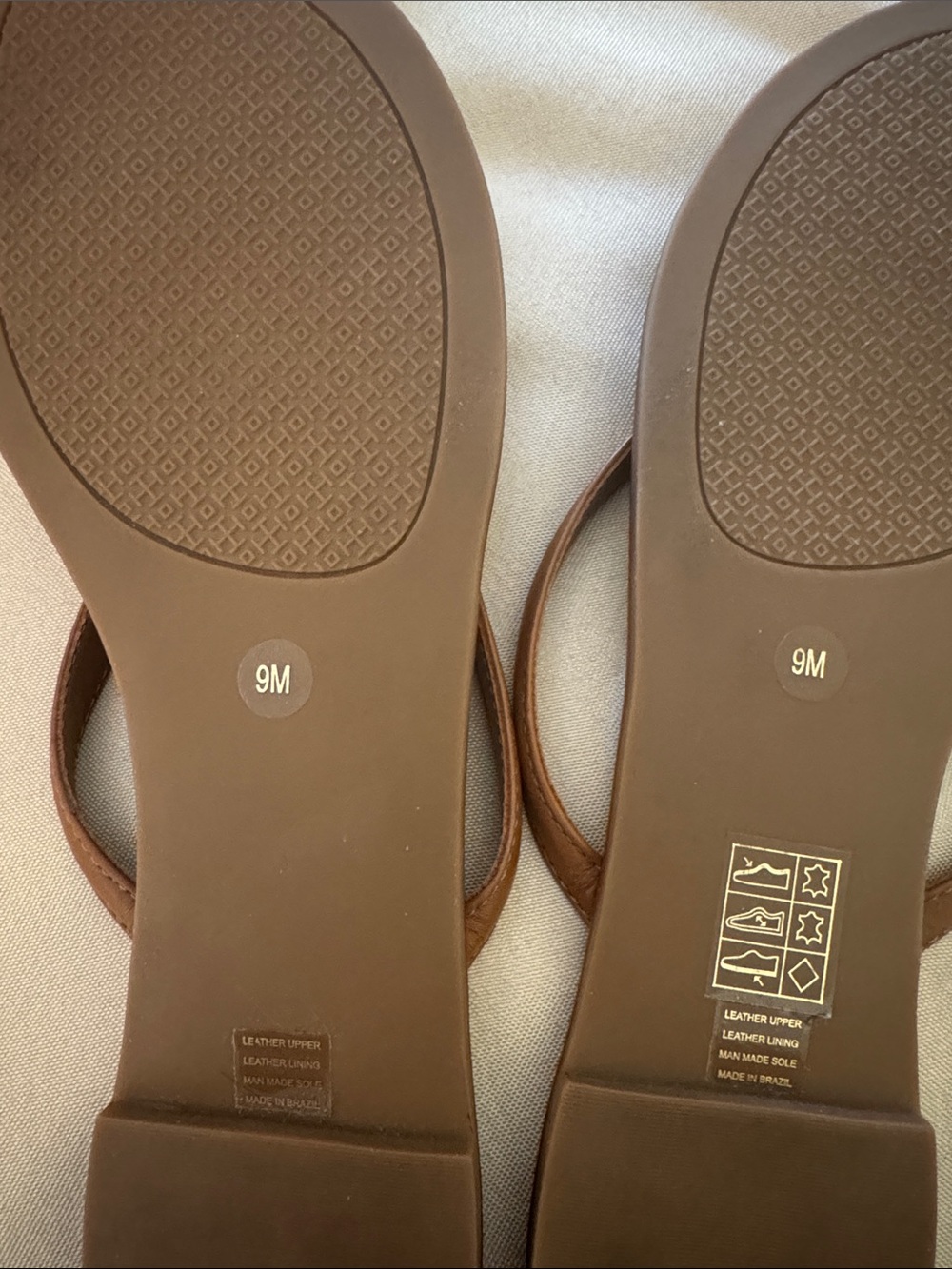 Tory Burch Brown Leather Logo Thong Sandals with Gold Accent - Picture 5 of 5